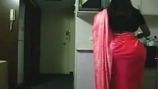 busty سرخ بالوں والی سویٹی کی سکس انگلش طرف جاتا ہے بوڑھے بیکار اور سیاہ مردانا مشکل