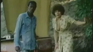 سنہرے بالوں والی سکس انڈین شہوانی ، شہوت انگیز گہری حلق دھچکا کام