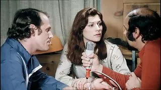 سینگ نوعمر Aisaki Kotone ہچکچاتے ظاہر کرنے کے لئے اردو سکسی کہانی اس کے فلیٹ کے درمیان